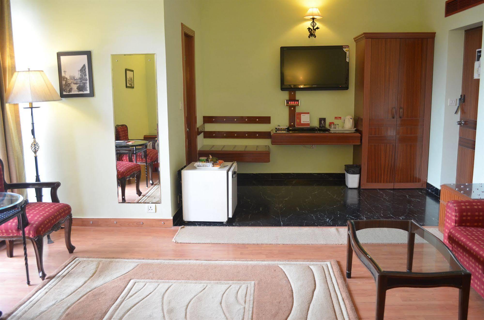 Shri Radha Brij Vasundhara Resort & Spa Govardhan Zewnętrze zdjęcie