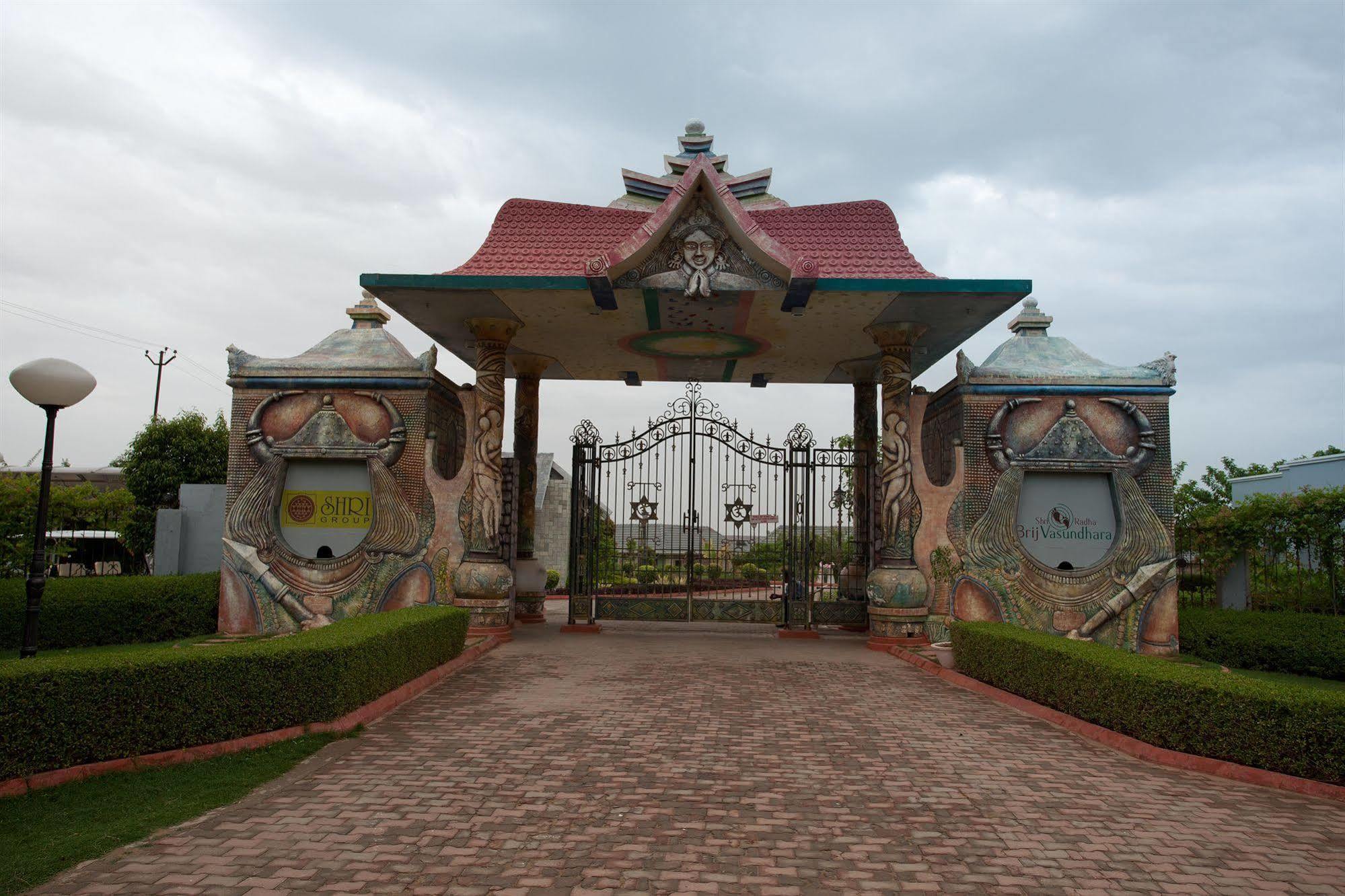 Shri Radha Brij Vasundhara Resort & Spa Govardhan Zewnętrze zdjęcie