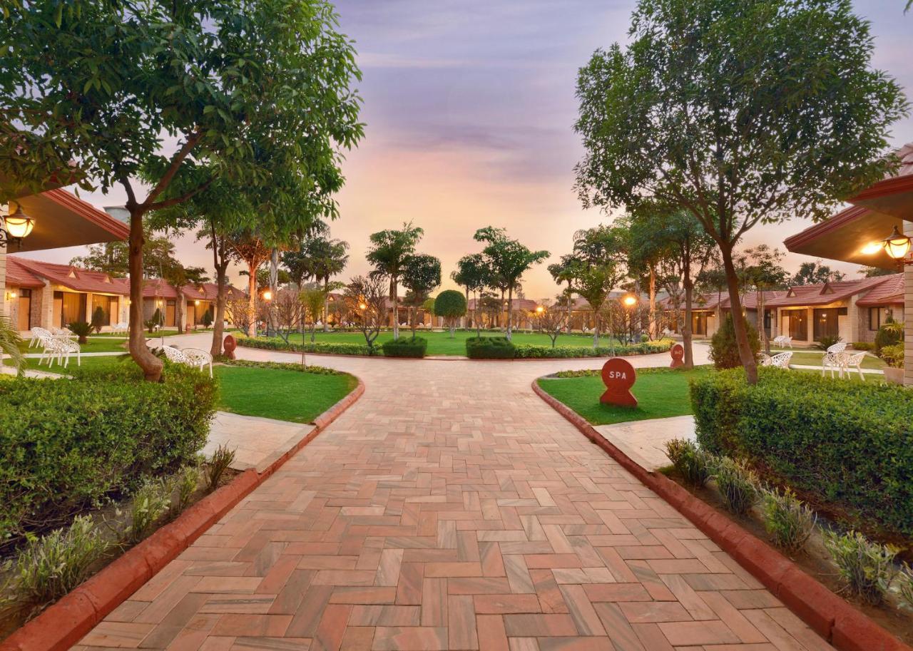 Shri Radha Brij Vasundhara Resort & Spa Govardhan Zewnętrze zdjęcie